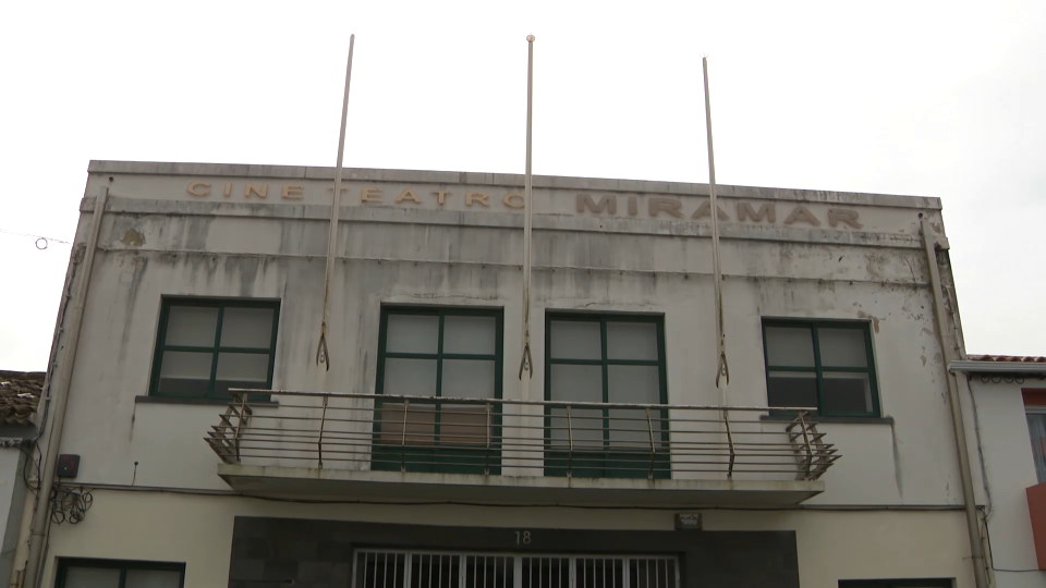 Imagem de Petição contra a venda do Cine Teatro Miramar reúne mais de mil assinaturas