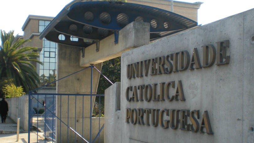 Plataforma de médicos e estudantes de Medicina contra abertura do curso da Católica