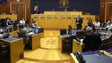 Troca de insultos no plenário levou o Presidente do Parlamento Regional a intervir (Vídeo)