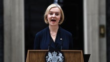 Imagem de Primeira-ministra britânica demite-se