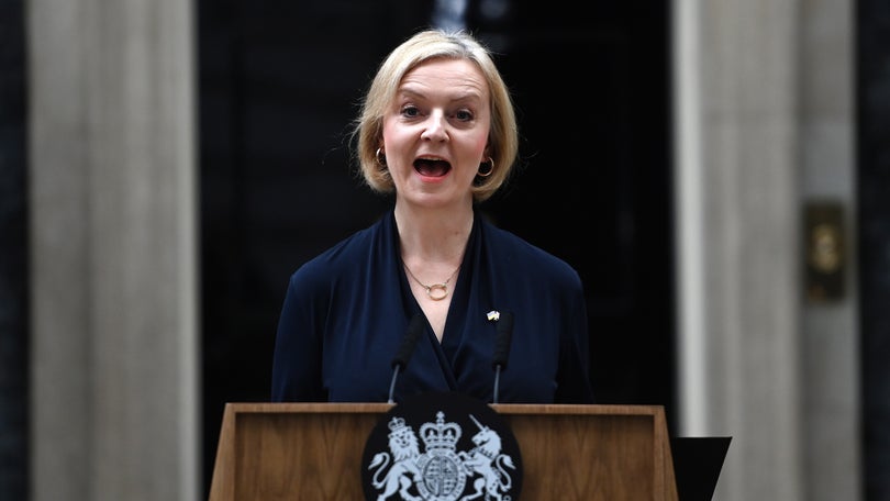 Imagem de Primeira-ministra britânica demite-se