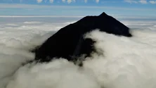 Campeão paralímpico subiu a montanha do Pico (Vídeo)