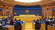 Imagem de Covid-19: Parlamento da Madeira dá parecer favorável ao estado de emergência