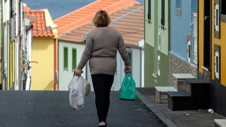 Imagem de Covid-19: Cerca sanitária em Rabo de Peixe na Ilha de São Miguel