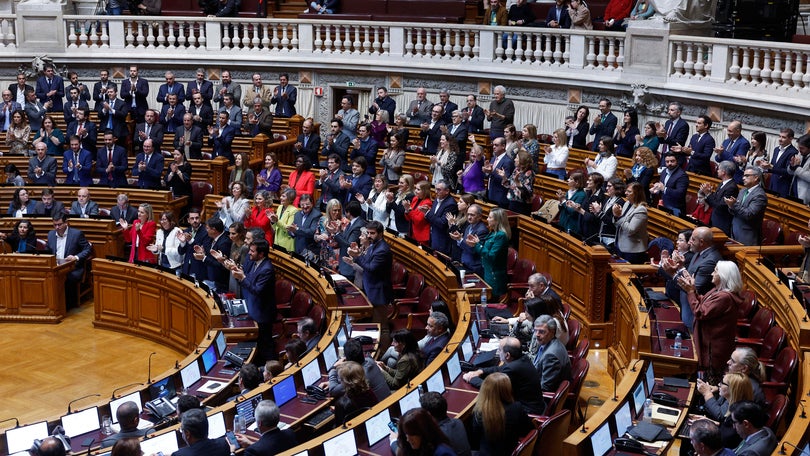 Imagem de OE2024: Aprovada retenção de 20% a municípios que não reportem dados financeiros