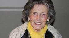 Imagem de Morreu uma grande senhora; Ângela Figueira