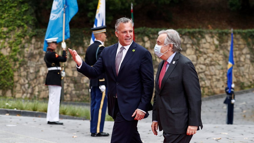Imagem de Guterres declara apoio a Bachelet e diz que chilena «vive e respira Direitos Humanos»