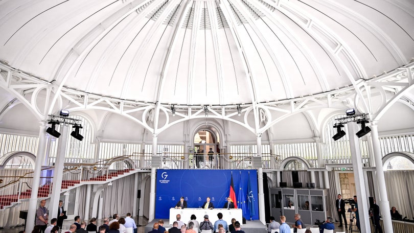 Imagem de G7 mobiliza 19.800 milhões de dólares para apoiar finanças de Kiev