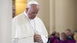 Imagem de Papa Francisco diz que sociedade está doente de consumo