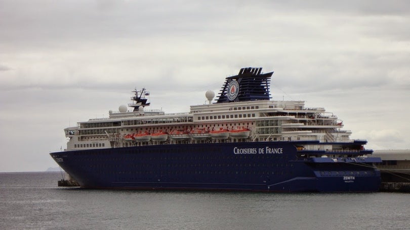 Imagem de Efetuada `operação de evacuação médica` de navio na Madeira