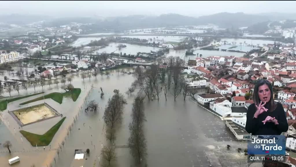 Margens do Mondego em alerta levam à retirada de moradores