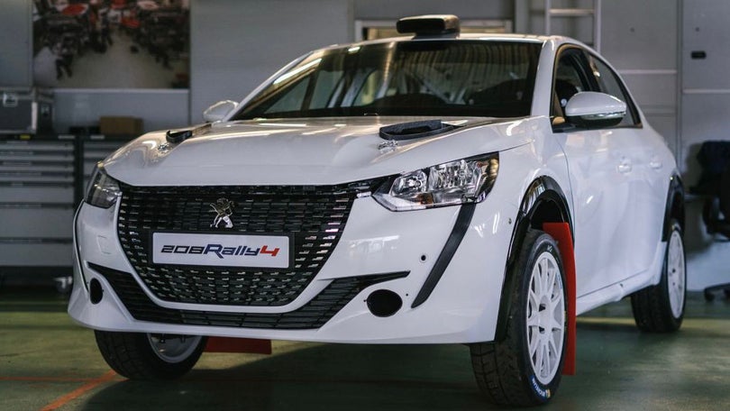 Vítor Sá com o Peugeot 208 Rally4 no Rali Vinho Madeira