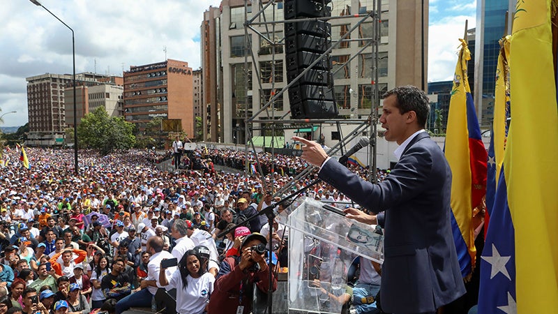 Guaidó emergiu como o principal rosto para retirar Maduro do poder