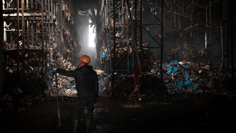 Imagem de Aviões russos destruíram 20 armazéns com armas