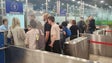 Imagem de Primeiro dia de controlo de passageiros depois da extinção do SEF (vídeo)