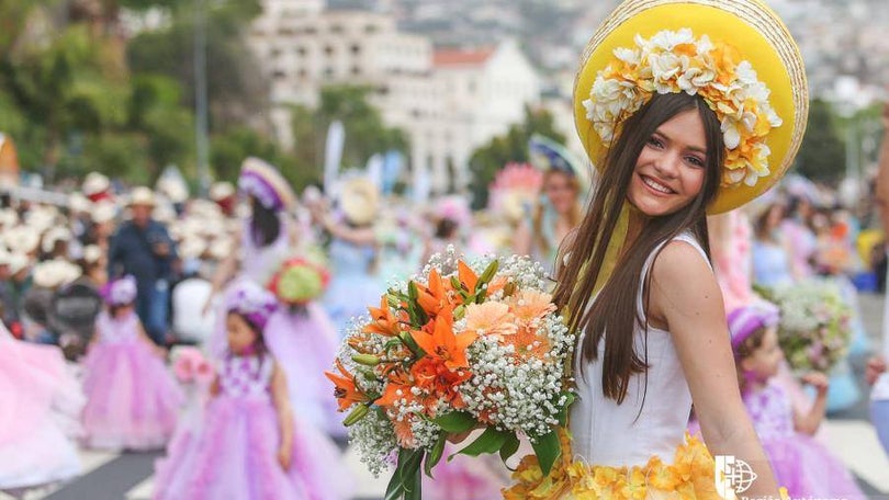 Cortejo da Festa da Flor sai hoje à rua