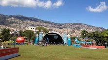 Imagem de Mariza, D.A.M.A e Piçarra no festival Sons do Mar