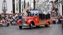 Imagem de Bombeiros, taxistas, PSP e motards homenageiam Santo Cristo (Vídeo)
