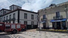 Imagem de Incêndio em bar de Ponta Delgada assusta vizinhos (Vídeo)