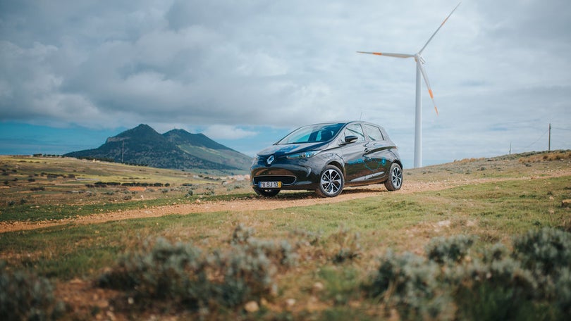 Imagem de Madeira prepara apoios à compra de carros elétricos no Porto Santo