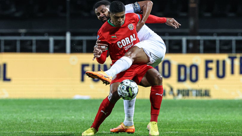Imagem de Farense elimina Marítimo da Taça da Liga