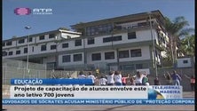 Projeto de capacitação de alunos envolve este ano letivo 700 jovens (Vídeo)