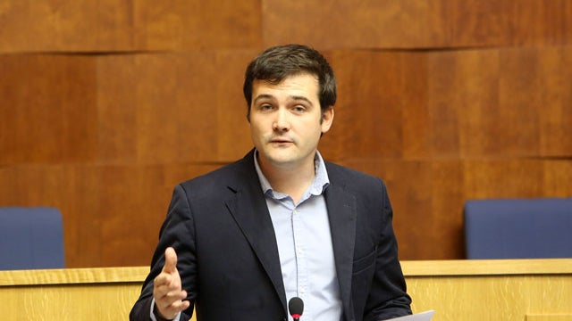 Imagem de JPP critica Empresa de Gestão do Setor da Banana na Madeira