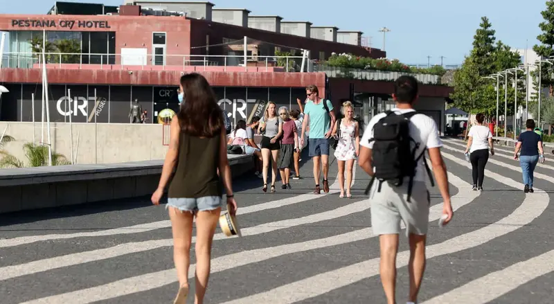 Die Zahl der in der Region lebenden Ausländer hat einen Rekordwert erreicht – Wirtschaft – RTP Madeira