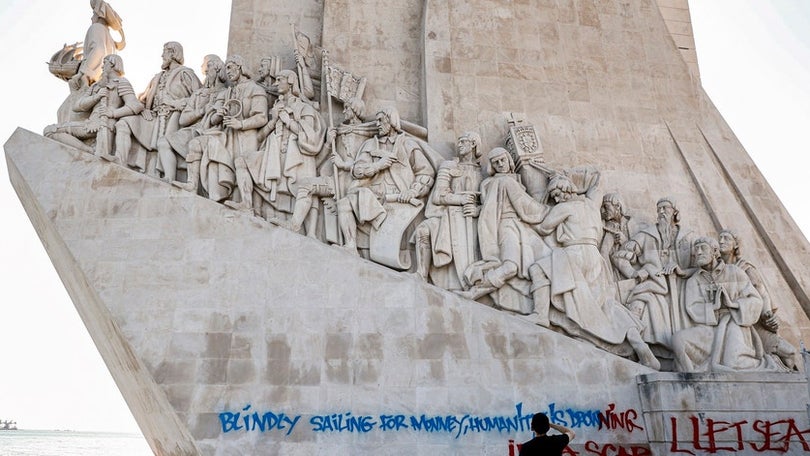 Imagem de PJ identificou estrangeira que vandalizou Padrão dos Descobrimentos