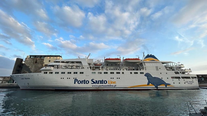 Lobo Marinho com viagens extraordinárias no dia 25 de junho