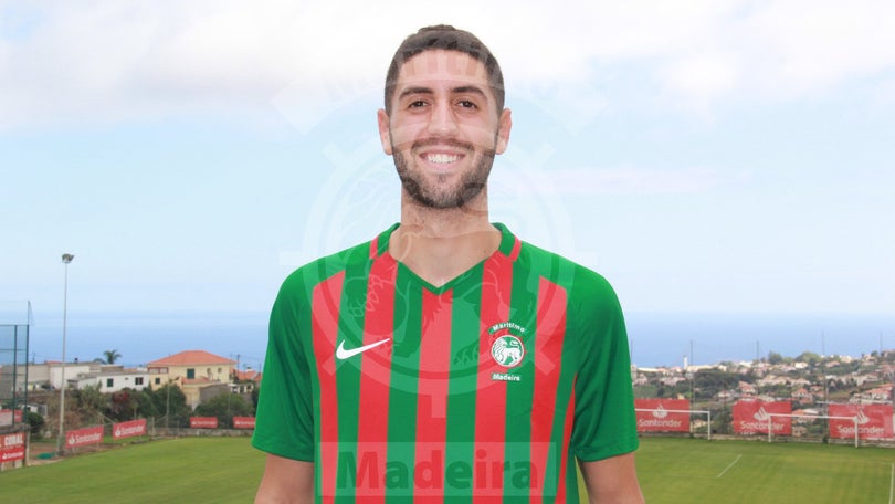 Marítimo anuncia contratação do defesa Léo Andrade