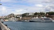 Imagem de World Voyager desembarca/embarca turistas no Funchal
