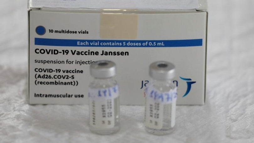 Eslovénia suspende uso da vacina da Johnson