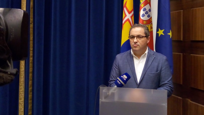 Imagem de CDS lamenta 60 mil em listas de espera na saúde