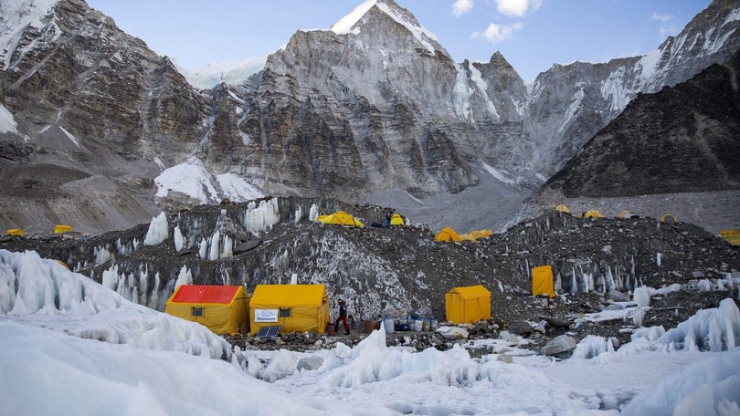 Imagem de Dois alpinistas morrem no Evereste