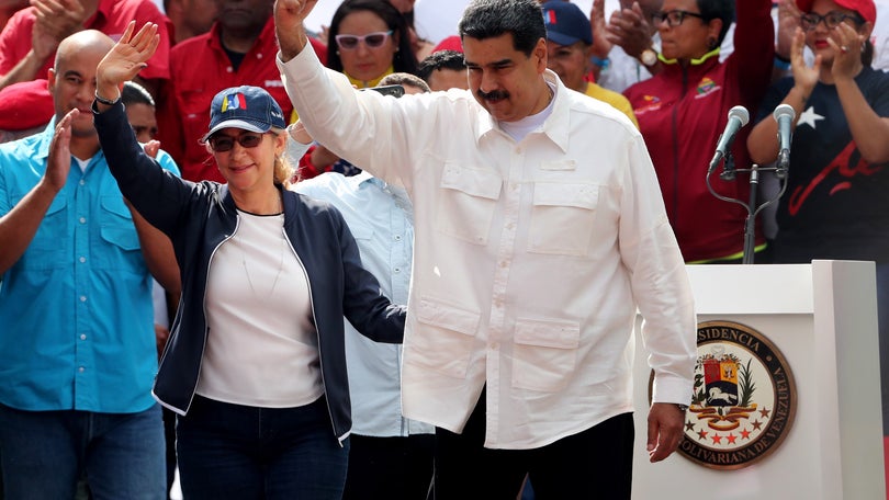 Imagem de Maduro diz que novo ataque `cibernético` impediu retorno da energia