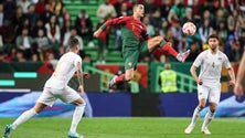Imagem de Portugal goleia com bis de Cristiano Ronaldo