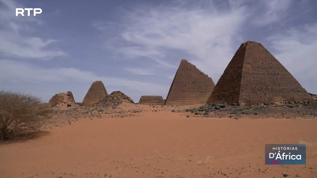 Pirâmides de Meroé no Sudão. História sob ameaça num país em colapso