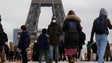 França na quinta vaga com receio de paralisação do país