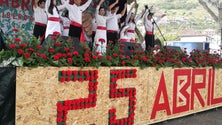 Imagem de Machico assinalou 25 de abril na Praça da Liberdade