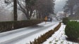 Imagem de Neve leva ao encerramento de estradas (vídeo)