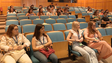 Imagem de Jovens estudantes de medicina esclarecem candidatos (vídeo)