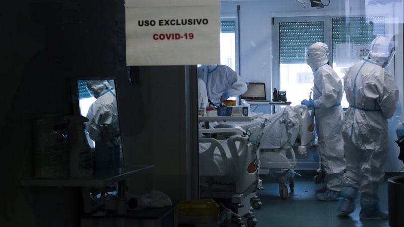 Imagem de Portugal regista mais 888 casos e cinco mortes