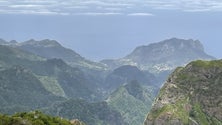 Imagem de Regiões montanhosas em alerta vermelho
