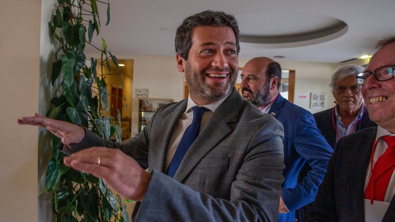 Imagem de Chega propõe debate que Regimento impede