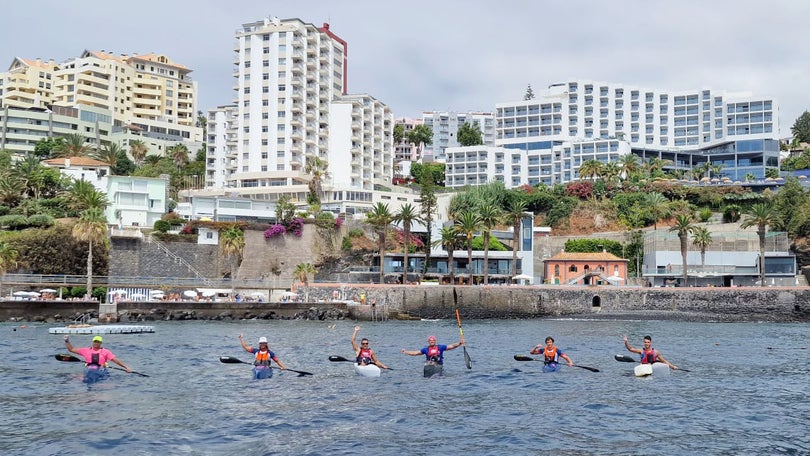 Imagem de Equipa de Ouro do Clube Naval do Funchal dá a Volta à Ilha em 4 dias