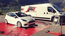 Renato Pita testa Ford Fiesta R2T a pensar no campeonato da Madeira de ralis do próximo ano