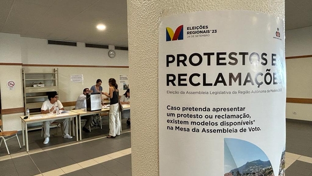 Poltica