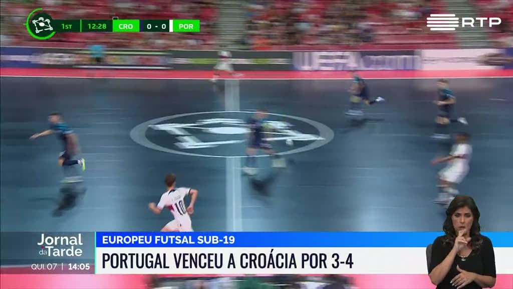 Futsal: seleção de sub-19 volta a vencer e é líder isolada do grupo (7-4)