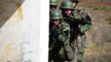 Imagem de Mais jovens procuram no exército uma carreira profissional [Vídeo]